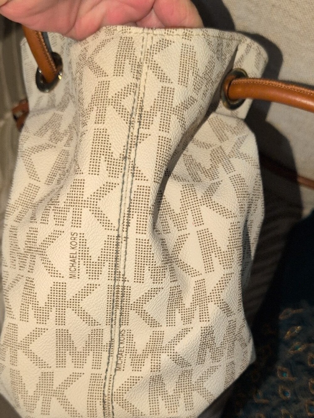 Michael Michael Kors Jet Set Gathered Shoulder Tote - Picture 12 of 13